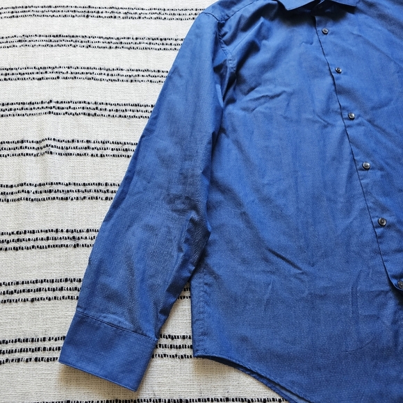 Calvin Klein Men's Blue Button Up Slim Fit Mini Dot Pattern - Picture 5 of 13